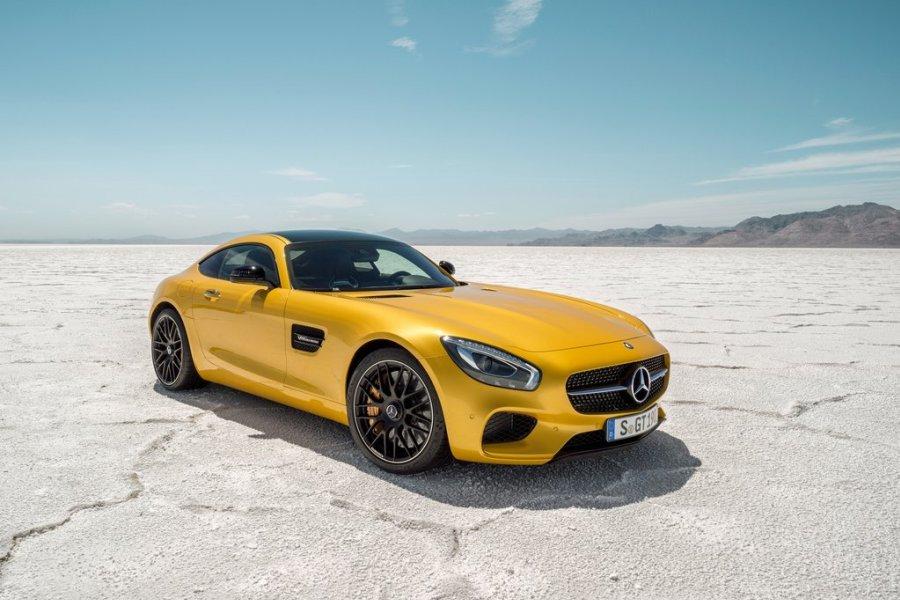 Best V-8 Sports Cars